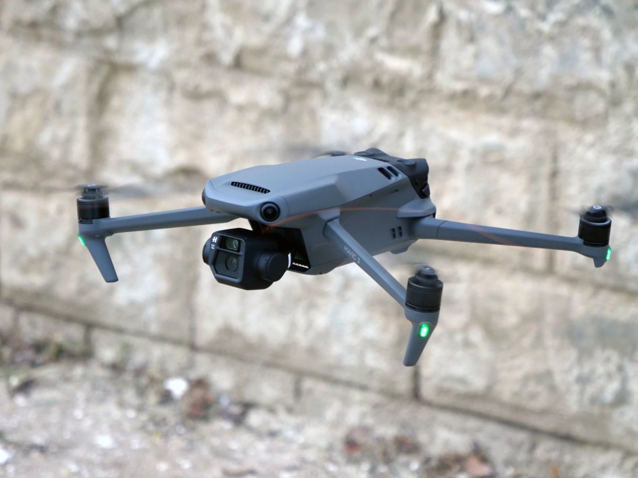DJI Mavic 3